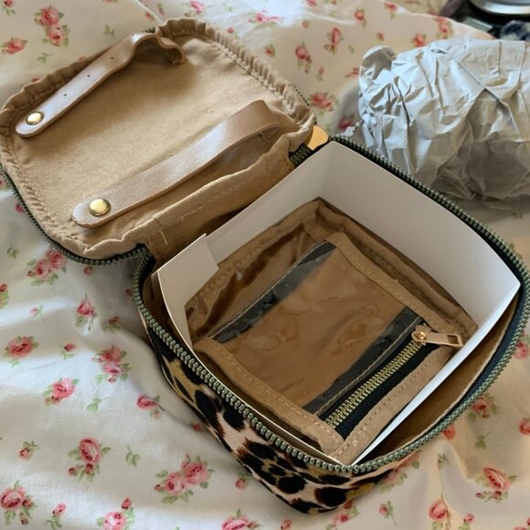 Jessica Simpson Jewelry Organizer - Picture 3 of 4